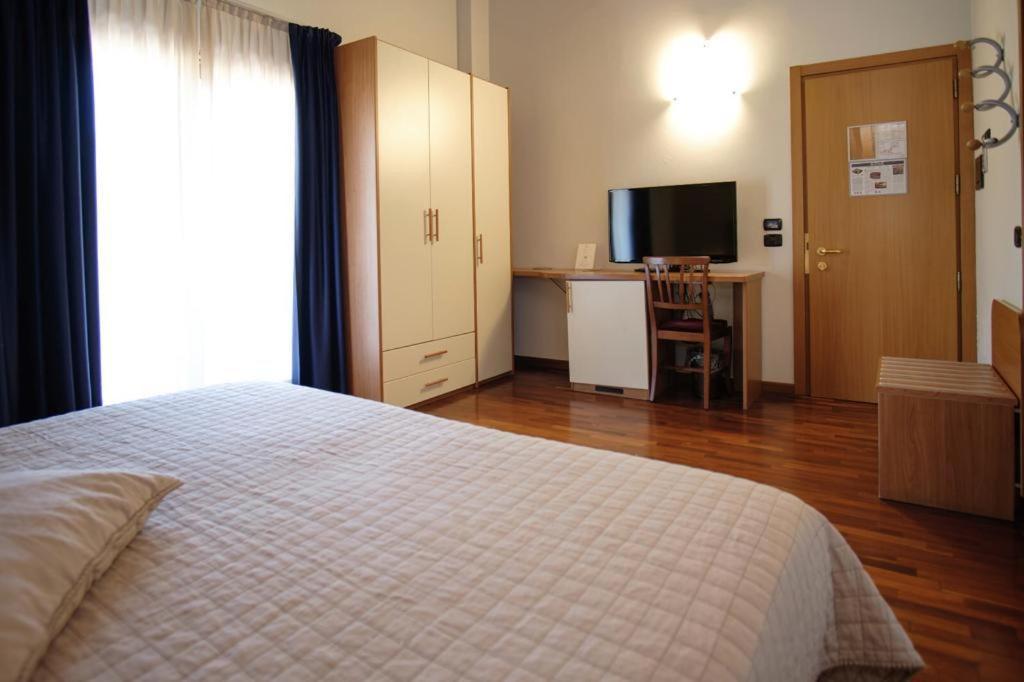 Sole Della Franciacorta - Hotel & Restaurant Capriolo Екстер'єр фото