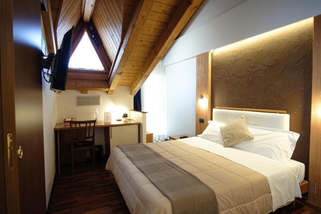 Sole Della Franciacorta - Hotel & Restaurant Capriolo Екстер'єр фото