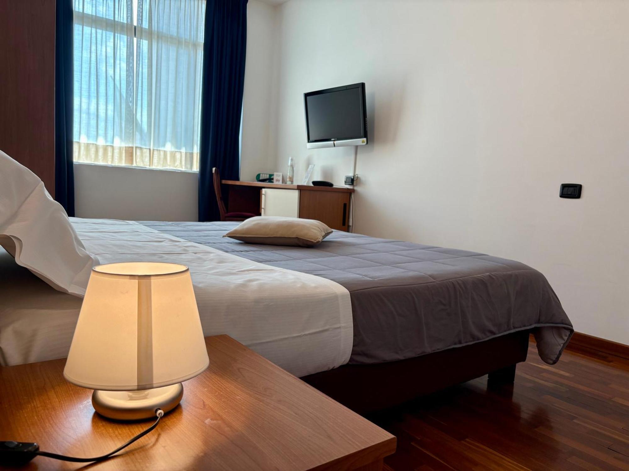 Sole Della Franciacorta - Hotel & Restaurant Capriolo Екстер'єр фото
