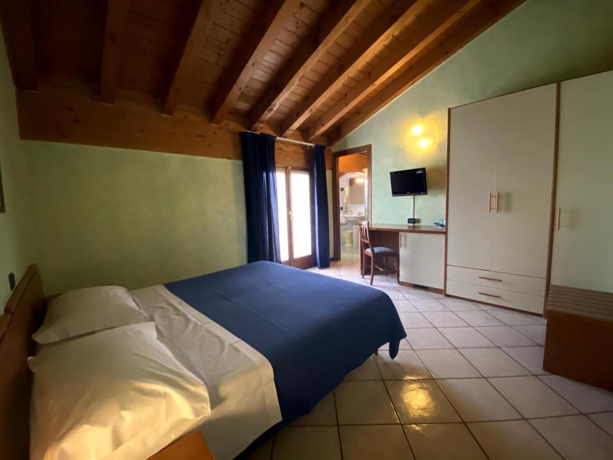 Sole Della Franciacorta - Hotel & Restaurant Capriolo Екстер'єр фото