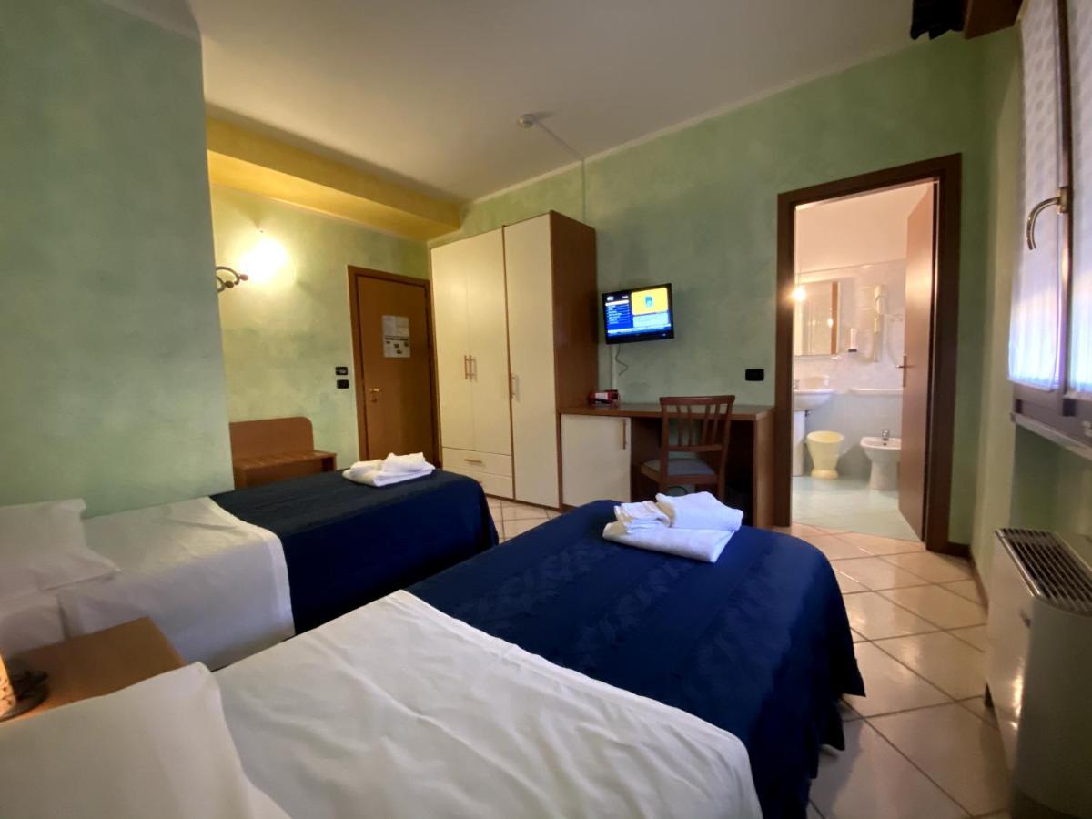Sole Della Franciacorta - Hotel & Restaurant Capriolo Екстер'єр фото