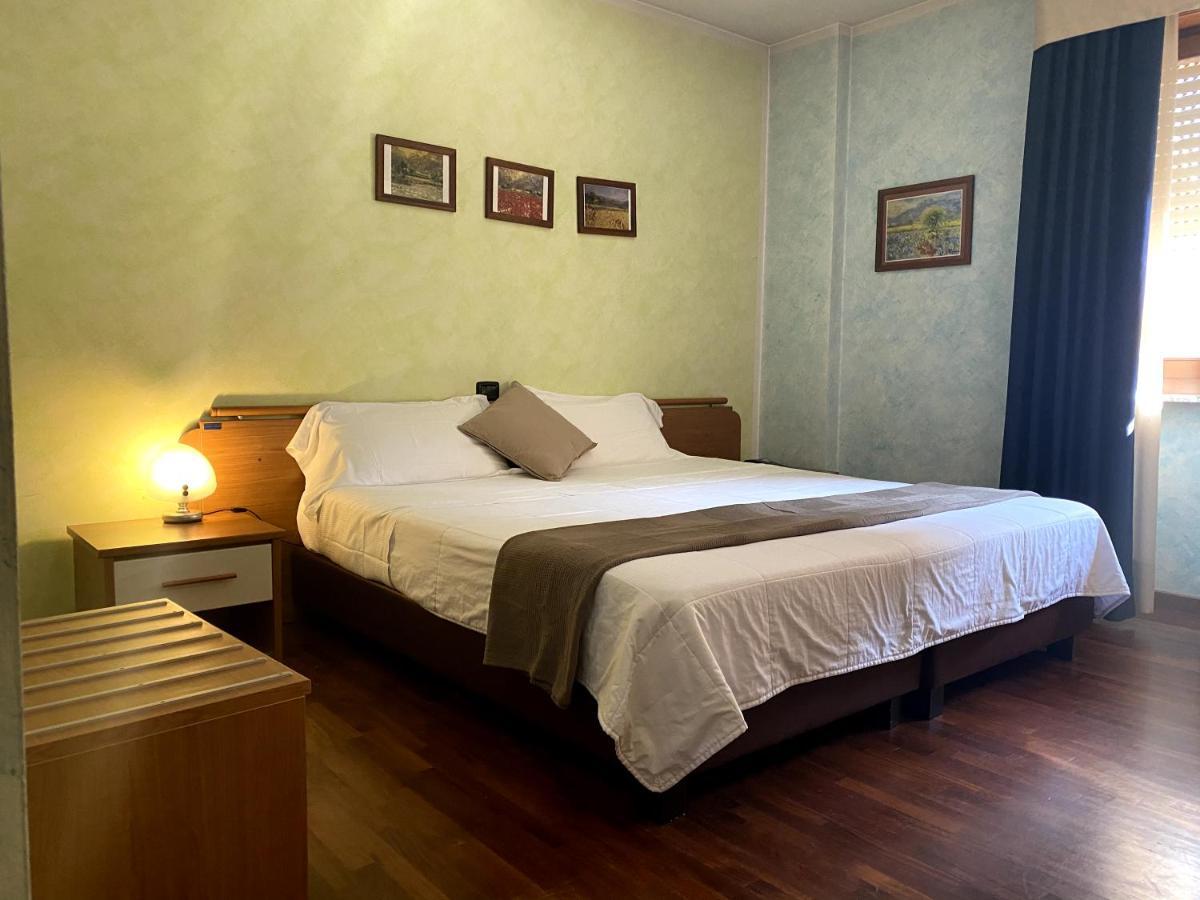Sole Della Franciacorta - Hotel & Restaurant Capriolo Екстер'єр фото