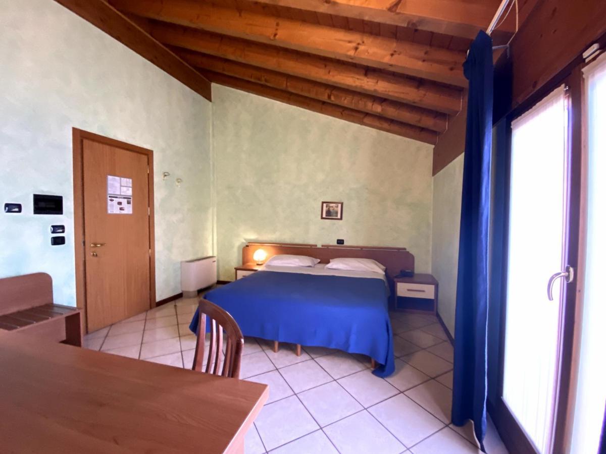 Sole Della Franciacorta - Hotel & Restaurant Capriolo Екстер'єр фото